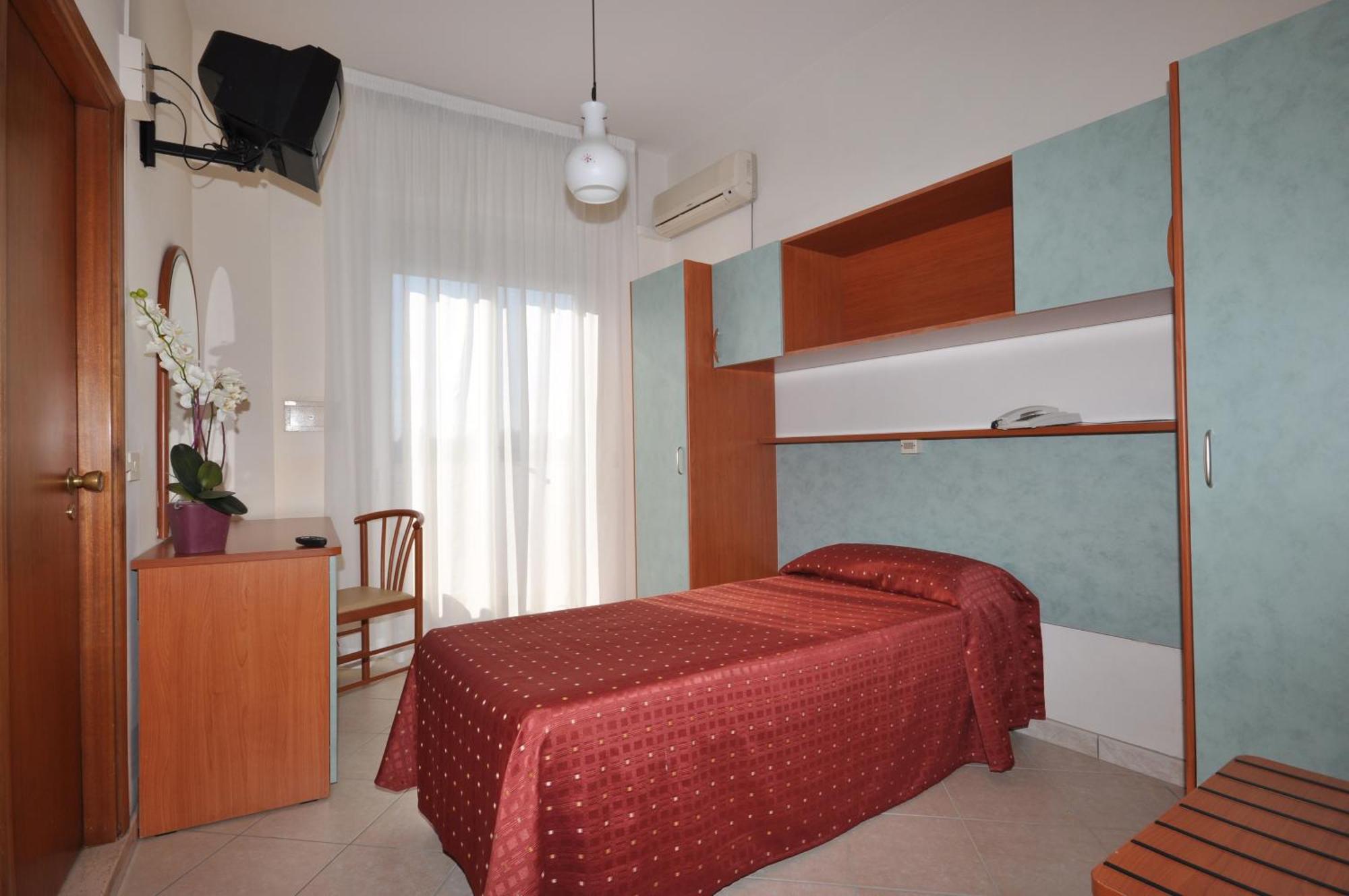 קרביה Hotel Real חדר תמונה
