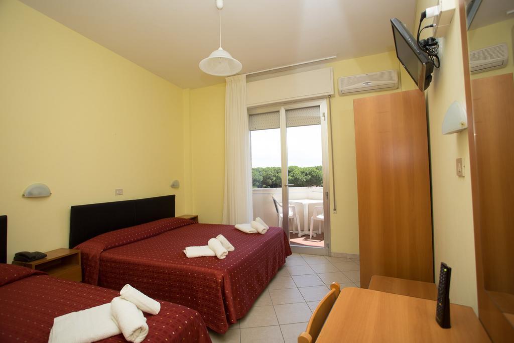 קרביה Hotel Real חדר תמונה
